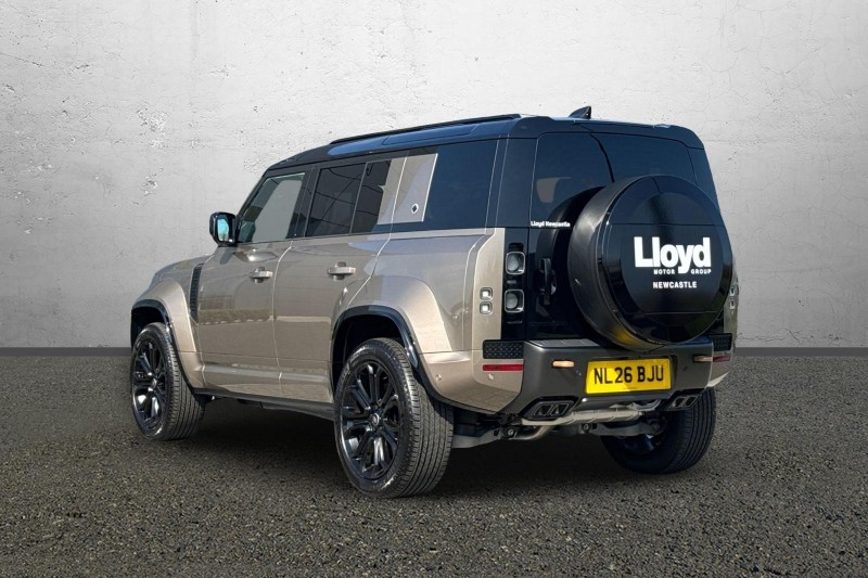 2026 (26) LAND ROVER DEFENDER 4.4 P635 Octa 110 5dr Auto