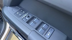 2026 (26) LAND ROVER DEFENDER 4.4 P635 Octa 110 5dr Auto 5268295