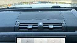 2026 (26) LAND ROVER DEFENDER 4.4 P635 Octa 110 5dr Auto 5268309