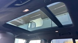 2026 (26) LAND ROVER DEFENDER 4.4 P635 Octa 110 5dr Auto 5268292