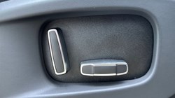 2026 (26) LAND ROVER DEFENDER 4.4 P635 Octa 110 5dr Auto 5268296