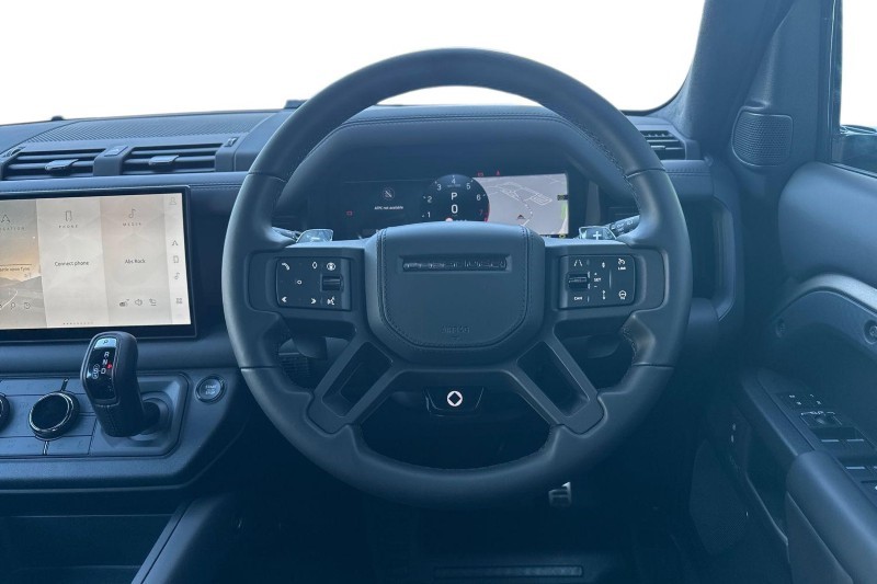 2026 (26) LAND ROVER DEFENDER 4.4 P635 Octa 110 5dr Auto 5268286