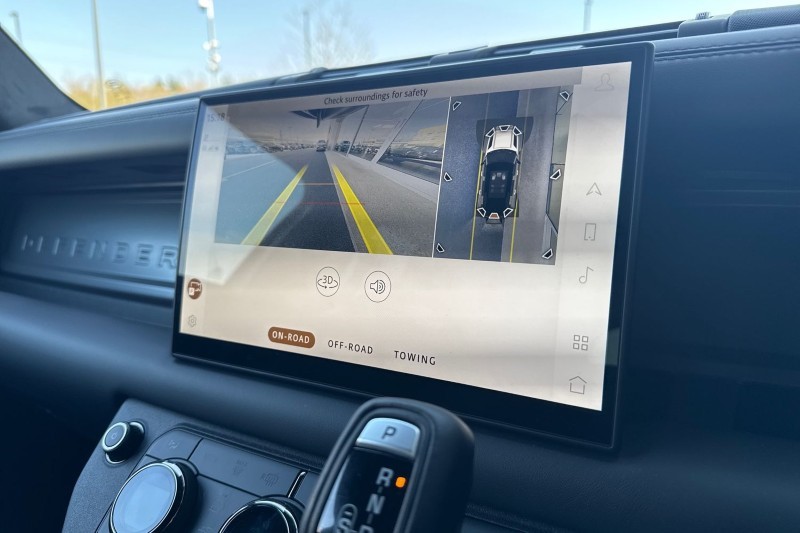 2026 (26) LAND ROVER DEFENDER 4.4 P635 Octa 110 5dr Auto 5268283