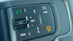 2026 (26) LAND ROVER DEFENDER 4.4 P635 Octa 110 5dr Auto 5268299