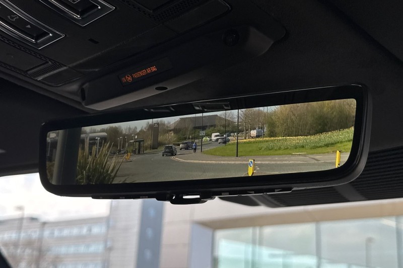 2026 (26) LAND ROVER DEFENDER 4.4 P635 Octa 110 5dr Auto 5268333