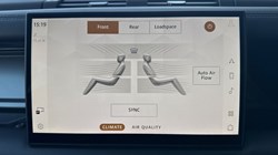 2026 (26) LAND ROVER DEFENDER 4.4 P635 Octa 110 5dr Auto 5268306