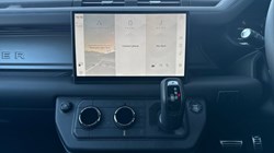 2026 (26) LAND ROVER DEFENDER 4.4 P635 Octa 110 5dr Auto 5268285