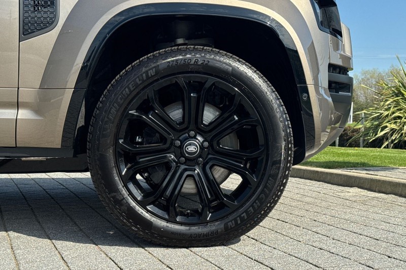 2026 (26) LAND ROVER DEFENDER 4.4 P635 Octa 110 5dr Auto 5268279