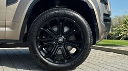 2026 (26) LAND ROVER DEFENDER 4.4 P635 Octa 110 5dr Auto 5268279