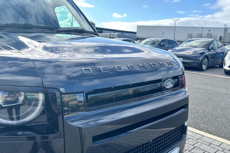 2026 (26) LAND ROVER DEFENDER 3.0 D250 X-Dynamic HSE 110 5dr Auto 5797554