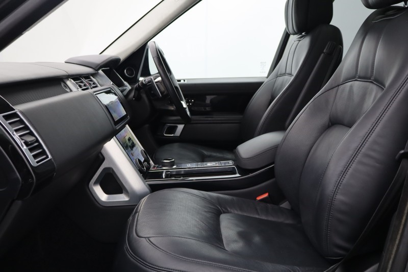 2020 (70) LAND ROVER RANGE ROVER 4.4 SDV8 Autobiography 4dr Auto 5278750