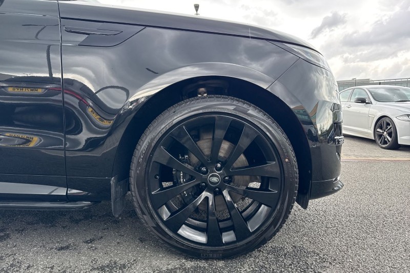2023 (23) LAND ROVER RANGE ROVER SPORT 3.0 D350 First Edition 5dr Auto 5424290