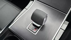 2026 (26) LAND ROVER RANGE ROVER VELAR 2.0 D200 MHEV Dynamic SE 5dr Auto 5955305