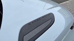 2026 (26) LAND ROVER RANGE ROVER VELAR 2.0 D200 MHEV Dynamic SE 5dr Auto 5955312