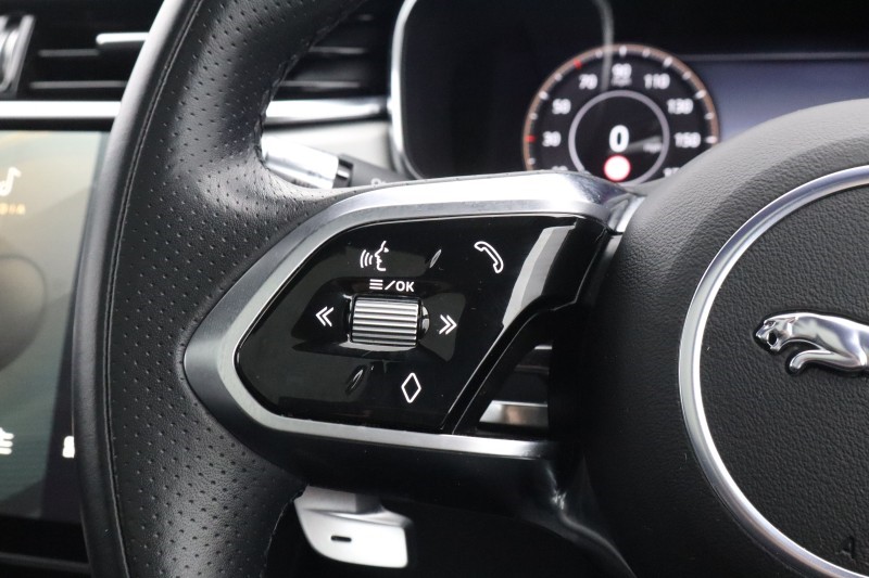 2021 (21) JAGUAR F-PACE 2.0 P250 R-Dynamic S 5dr Auto AWD 5291104