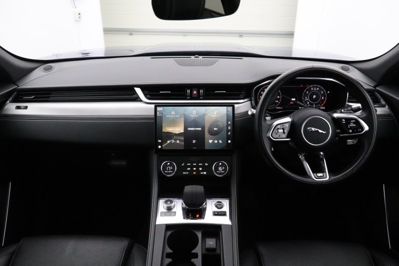 2021 (21) JAGUAR F-PACE 2.0 P250 R-Dynamic S 5dr Auto AWD 5291100