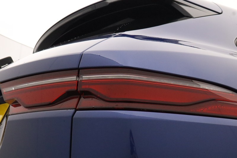 2021 (21) JAGUAR F-PACE 2.0 P250 R-Dynamic S 5dr Auto AWD 5291077