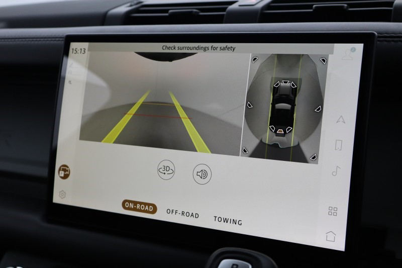 2024 (73) LAND ROVER COMMERCIAL DEFENDER 3.0 D300 Hard Top X-Dynamic HSE Auto [3 Seat] 5295823