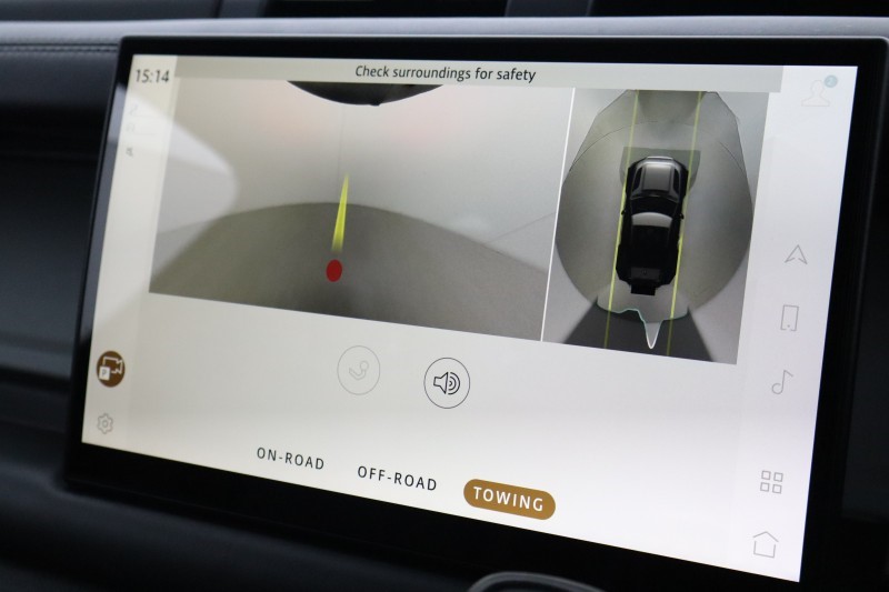 2024 (73) LAND ROVER COMMERCIAL DEFENDER 3.0 D300 Hard Top X-Dynamic HSE Auto [3 Seat] 5295825