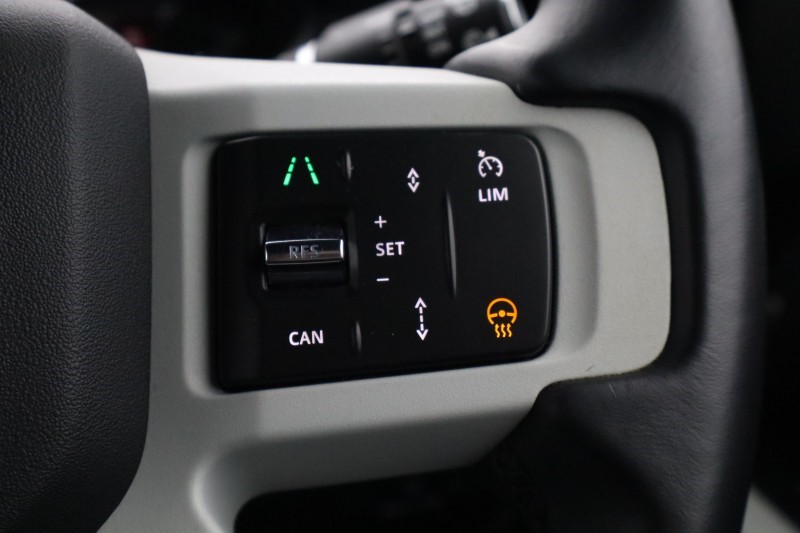 2024 (73) LAND ROVER COMMERCIAL DEFENDER 3.0 D300 Hard Top X-Dynamic HSE Auto [3 Seat] 5295827