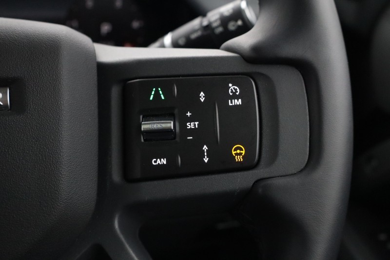 2024 (24) LAND ROVER DEFENDER 3.0 D250 X-Dynamic HSE 90 3dr Auto 5293009