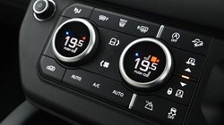 2024 (24) LAND ROVER DEFENDER 3.0 D250 X-Dynamic HSE 90 3dr Auto 5293021