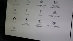 2024 (24) LAND ROVER DEFENDER 3.0 D250 X-Dynamic HSE 90 3dr Auto 5293018