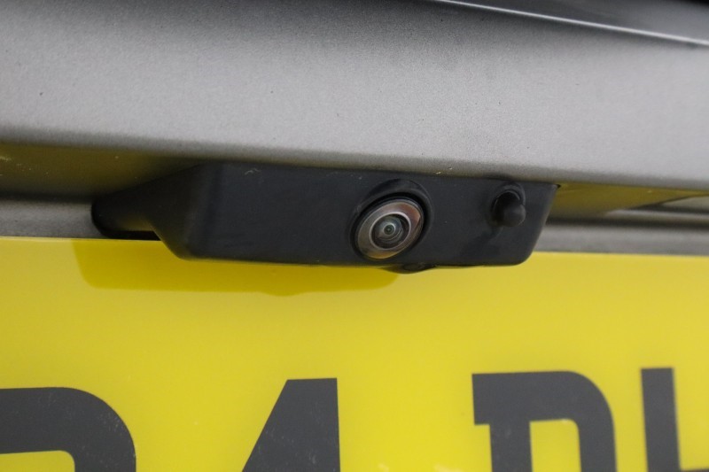 2024 (24) LAND ROVER DEFENDER 3.0 D250 X-Dynamic HSE 90 3dr Auto 5292978