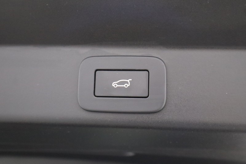 2025 (25) LAND ROVER RANGE ROVER SPORT 3.0 P460e Dynamic SE 5dr Auto 5307182