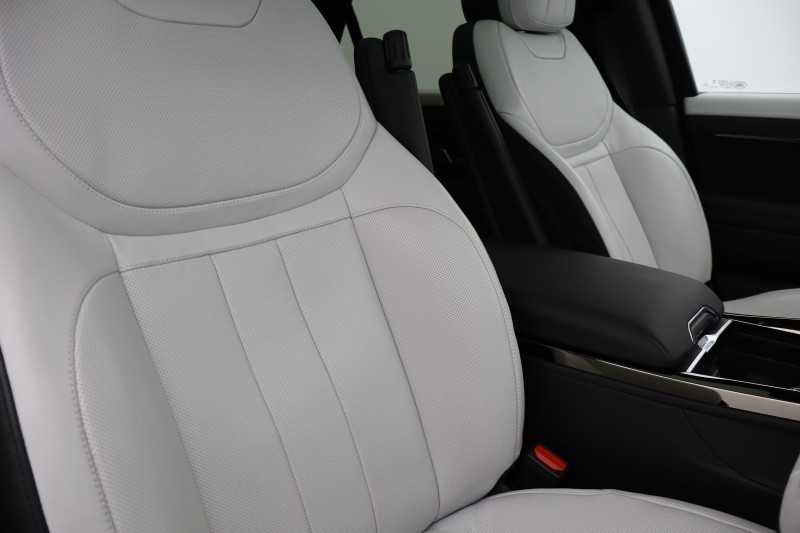 2025 (25) LAND ROVER RANGE ROVER SPORT 3.0 P460e Dynamic SE 5dr Auto 5307188