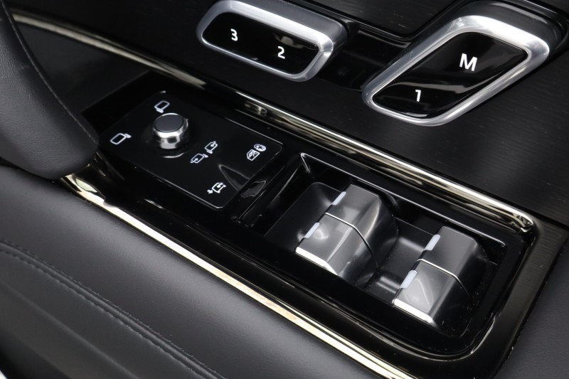 2025 (25) LAND ROVER RANGE ROVER SPORT 3.0 P460e Dynamic SE 5dr Auto 5307185