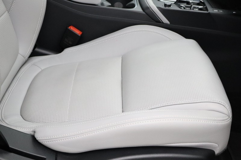 2024 (24) JAGUAR E-PACE 2.0 D200 R-Dynamic SE Black 5dr Auto 5328213