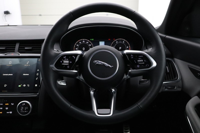 2024 (24) JAGUAR E-PACE 2.0 D200 R-Dynamic SE Black 5dr Auto 5328204