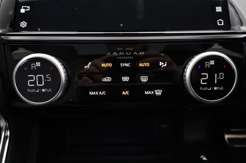 2024 (24) JAGUAR E-PACE 2.0 D200 R-Dynamic SE Black 5dr Auto 5328224