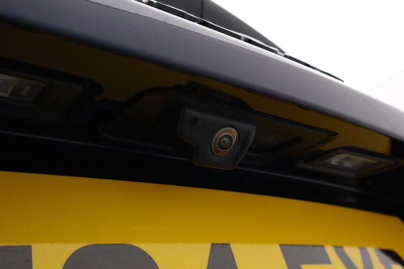 2024 (24) JAGUAR E-PACE 2.0 D200 R-Dynamic SE Black 5dr Auto 5328196