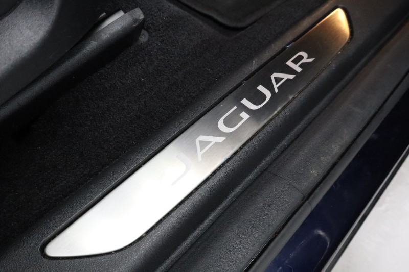 2024 (24) JAGUAR E-PACE 2.0 D200 R-Dynamic SE Black 5dr Auto 5328211