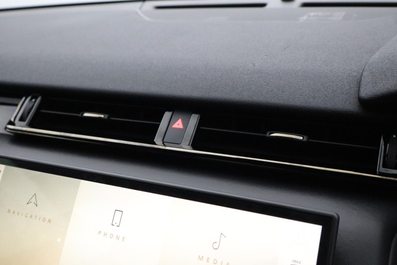 2024 (24) LAND ROVER RANGE ROVER VELAR 2.0 D200 MHEV Dynamic HSE 5dr Auto 5300856