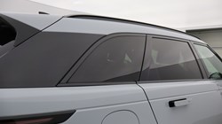 2024 (24) LAND ROVER RANGE ROVER VELAR 2.0 D200 MHEV Dynamic HSE 5dr Auto 5300821