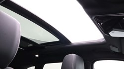 2022 (22) LAND ROVER RANGE ROVER VELAR 2.0 D200 Edition 5dr Auto 5337337