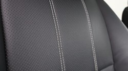 2022 (22) LAND ROVER RANGE ROVER VELAR 2.0 D200 Edition 5dr Auto 5337297