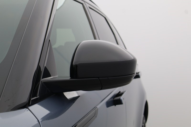 2022 (22) LAND ROVER RANGE ROVER VELAR 2.0 D200 Edition 5dr Auto 5337283