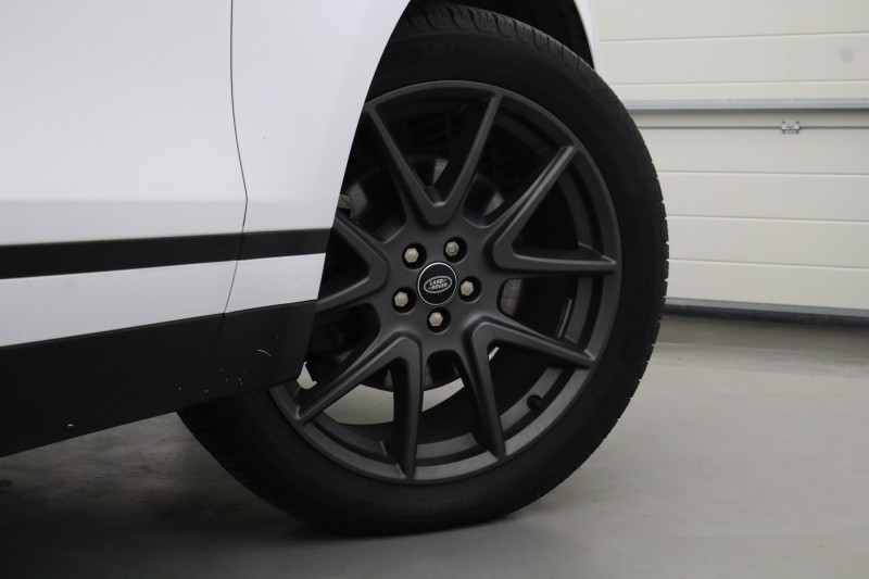 2022 (22) LAND ROVER RANGE ROVER VELAR 2.0 D200 R-Dynamic HSE 5dr Auto 5395262