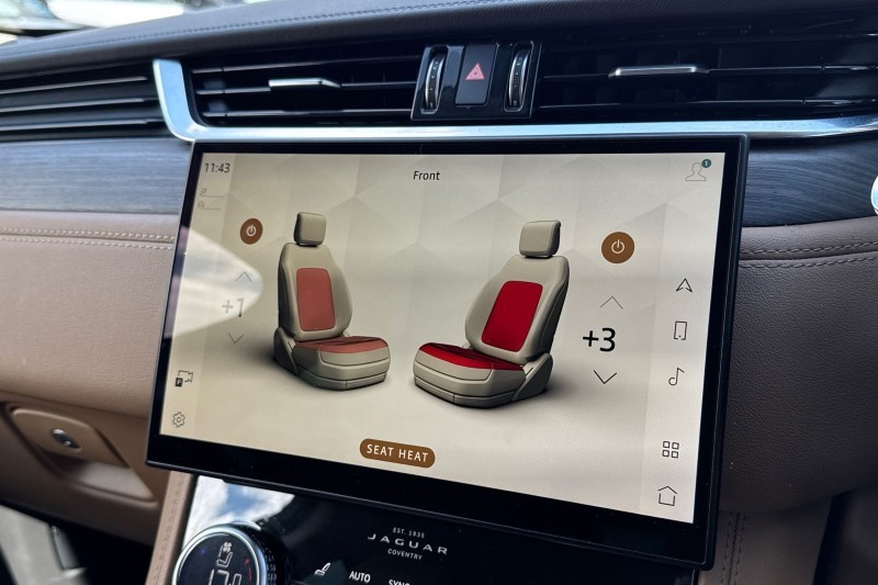 2022 (22) JAGUAR F-PACE 2.0 D200 S 5dr Auto AWD 5368749