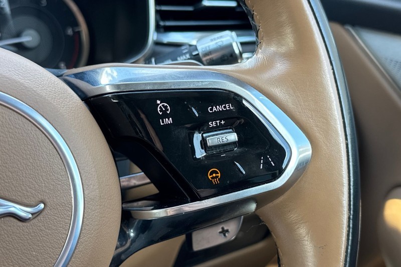 2022 (22) JAGUAR F-PACE 2.0 D200 S 5dr Auto AWD 5368744