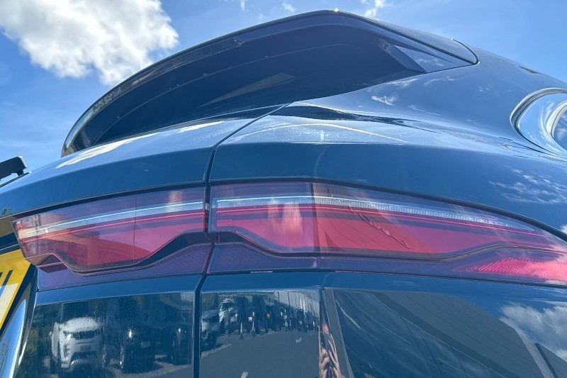 2022 (22) JAGUAR F-PACE 2.0 D200 S 5dr Auto AWD 5368760