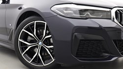 2022 (22) BMW 5 SERIES 520d MHT M Sport 4dr Step Auto 5352190
