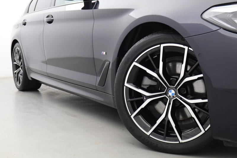 2022 (22) BMW 5 SERIES 520d MHT M Sport 4dr Step Auto 5352191