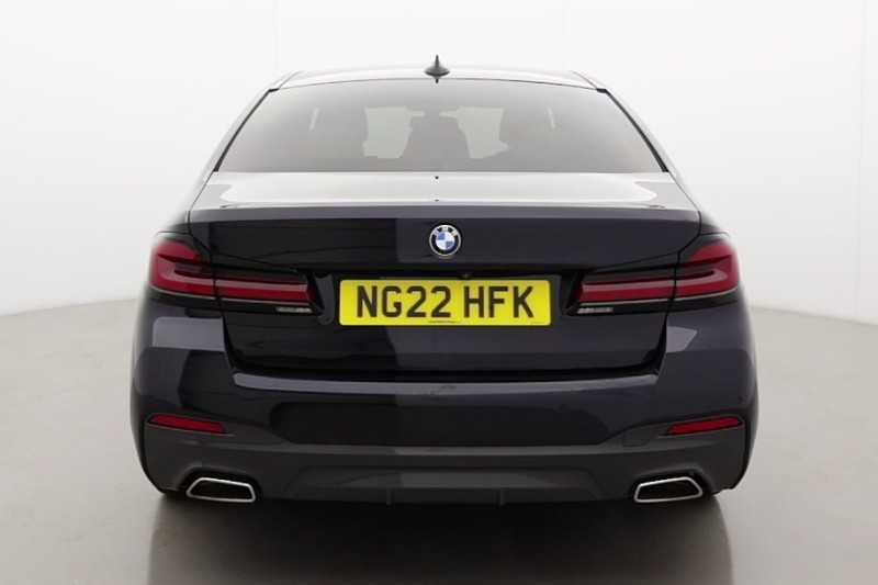 2022 (22) BMW 5 SERIES 520d MHT M Sport 4dr Step Auto 5352156