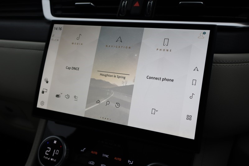 2024 (74) JAGUAR F-PACE 2.0 D200 R-Dynamic HSE Black 90th Anniv 5dr Auto 5305912