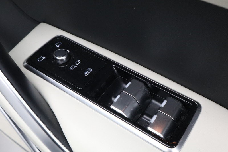 2024 (74) JAGUAR F-PACE 2.0 D200 R-Dynamic HSE Black 90th Anniv 5dr Auto 5305883